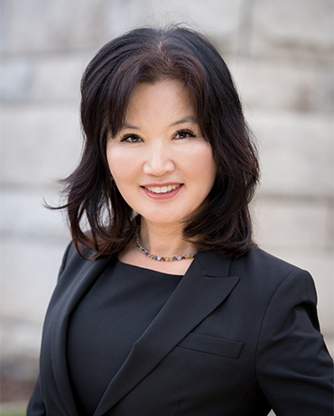 Headshot picture of Attorney Jina Kim